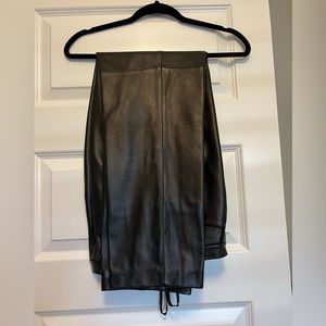 Garfield and Marks leather pants size 6,